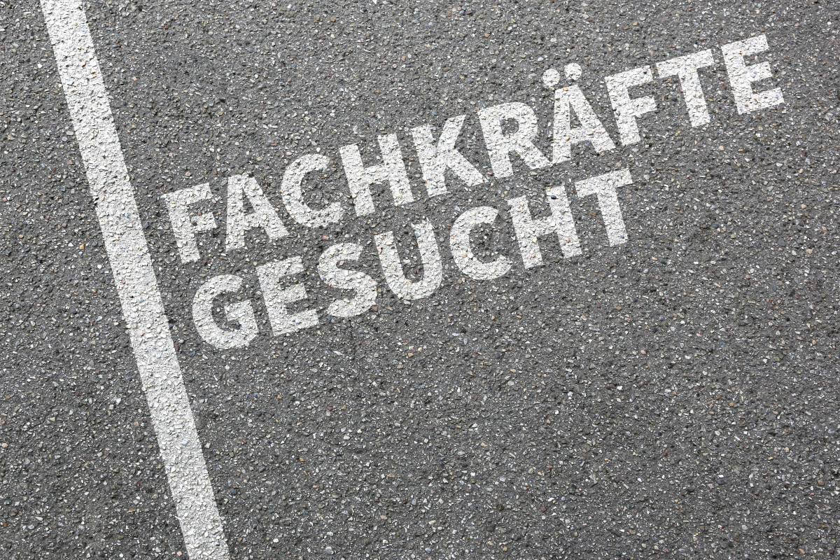 Fachkräfteinitiative in die ordentliche Politik überführen