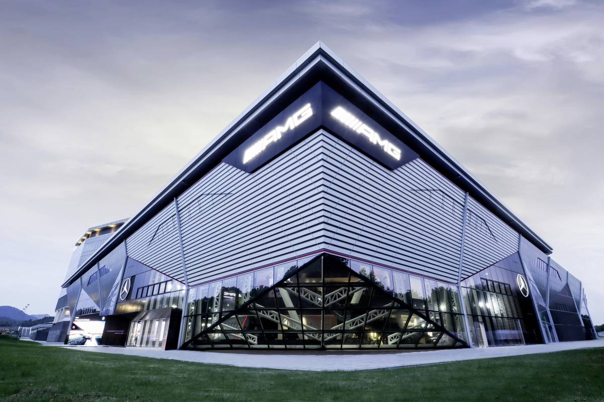 Premiere in China: Weltweit erstes AMG Experience Center 