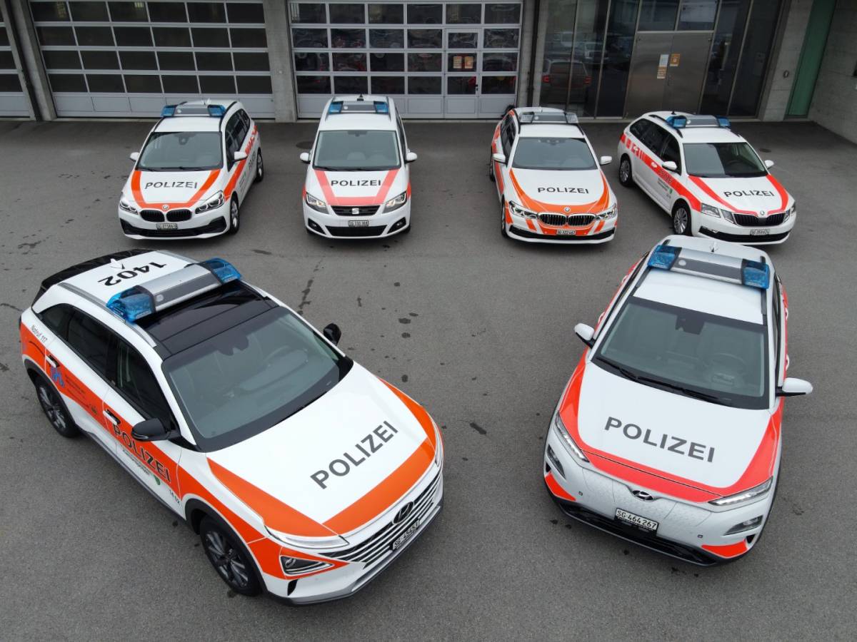 Kantonspolizei St. Gallen: Mit gutem Beispiel vorangehen – und fahren