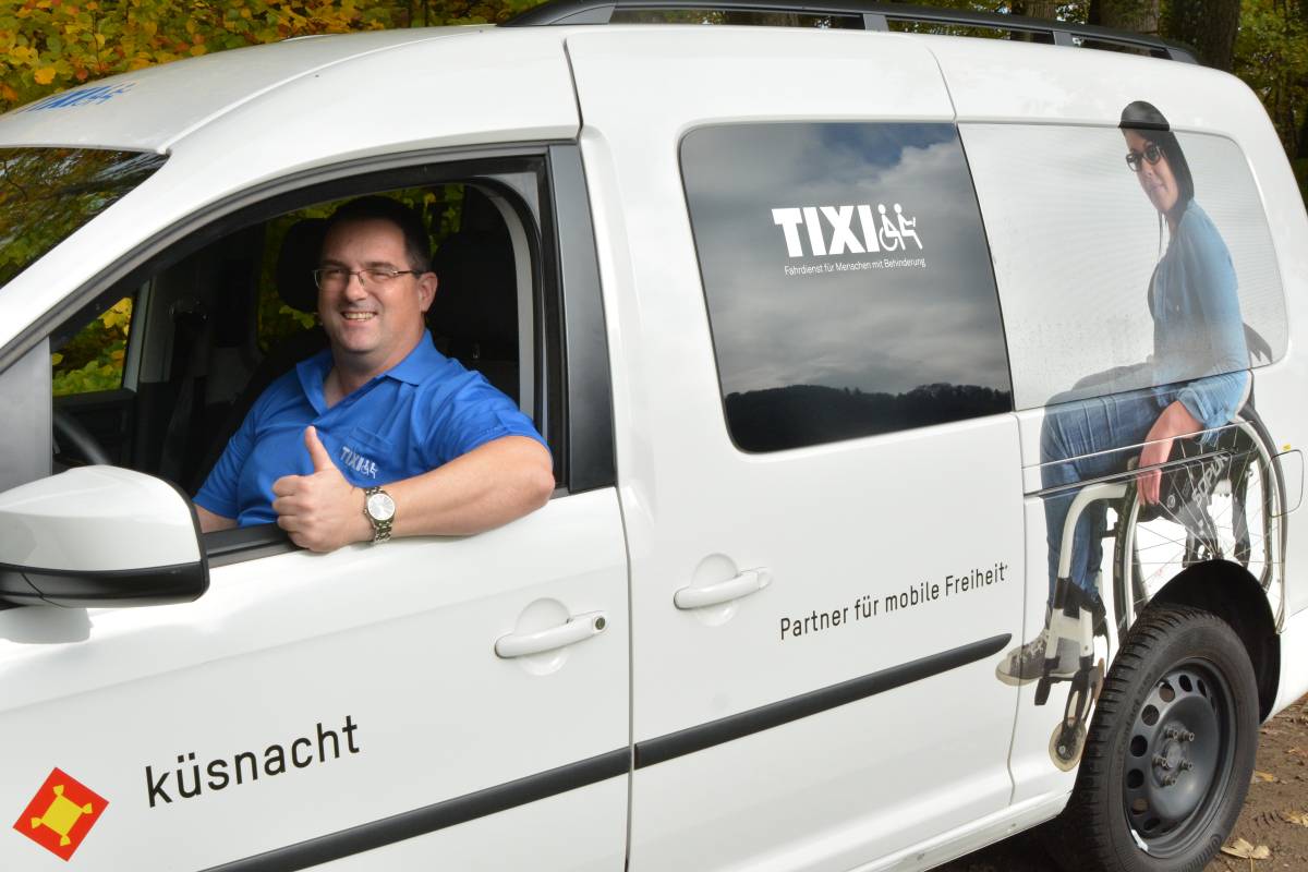 Zum Tag der Freiwilligen: Martin Zulliger, ehrenamtlicher Fahrer von Tixi Zürich im Interview