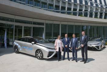 IOC erhält acht Toyota Mirai