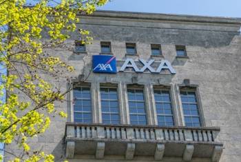 Flottenmanagement: Die AXA übernimmt das Schweizer KMU CarNet