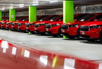 Erweiterung der fahrenden Büros: Insgesamt 145 Škoda Enyaq für Hilti (Schweiz) AG